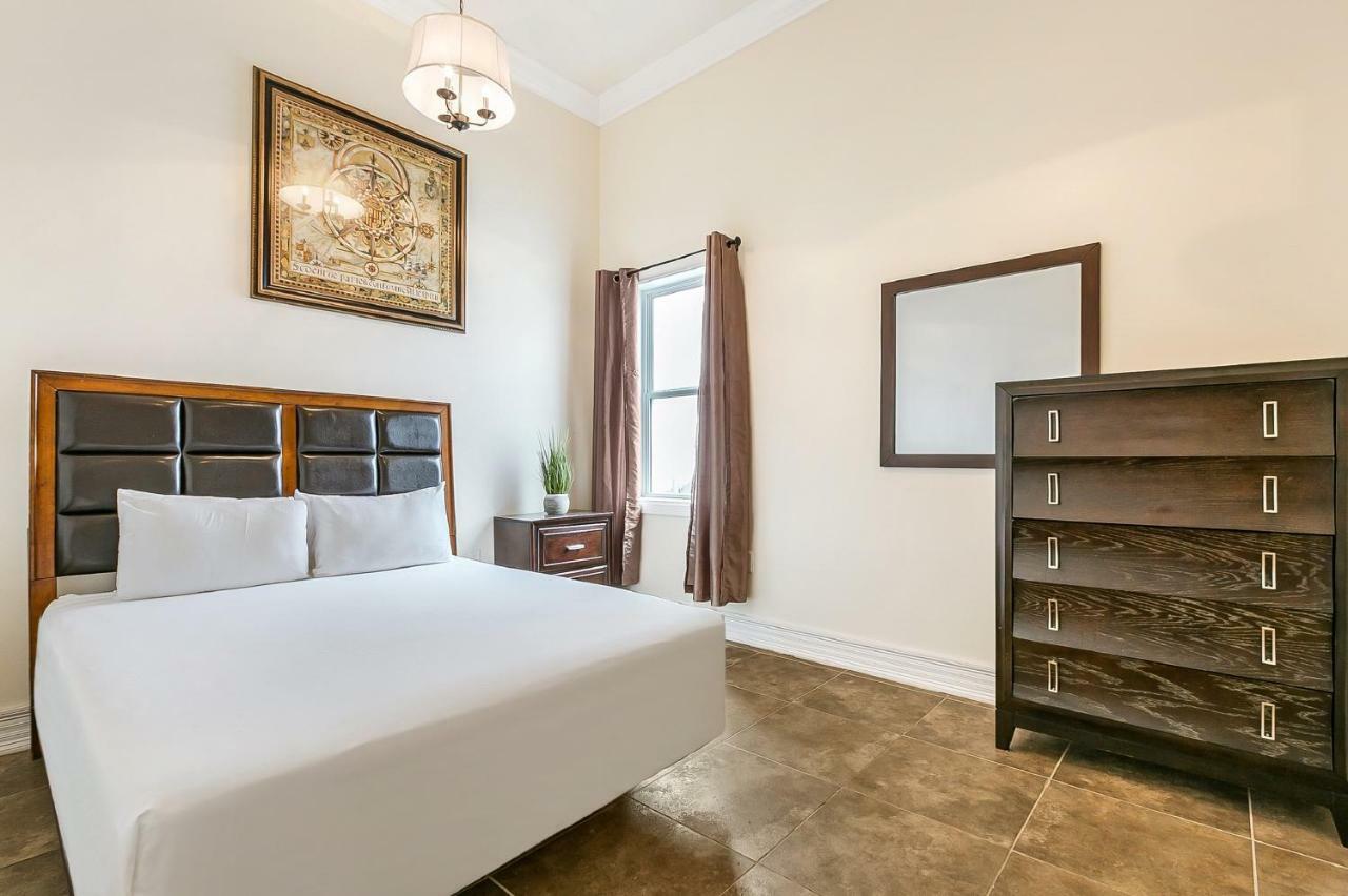 Spacious 4Br Condo On Carondelet Near All Hot Spo New Orleans Exterior foto