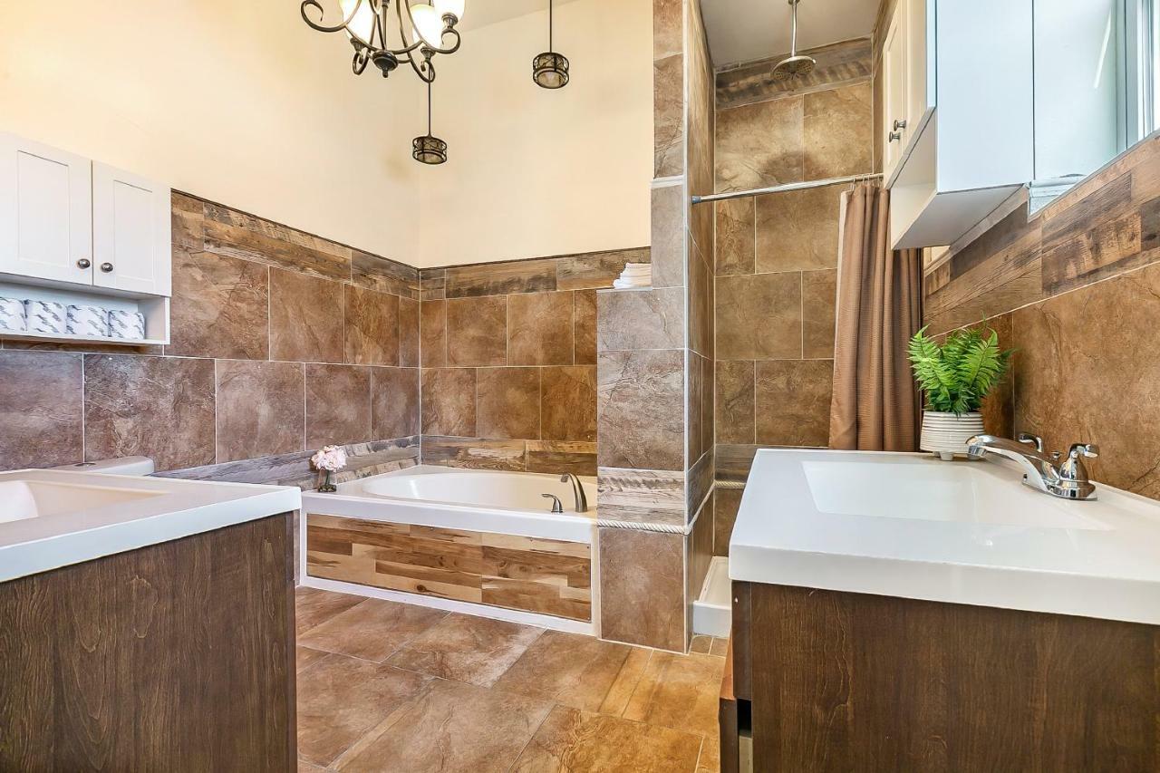 Spacious 4Br Condo On Carondelet Near All Hot Spo New Orleans Exterior foto