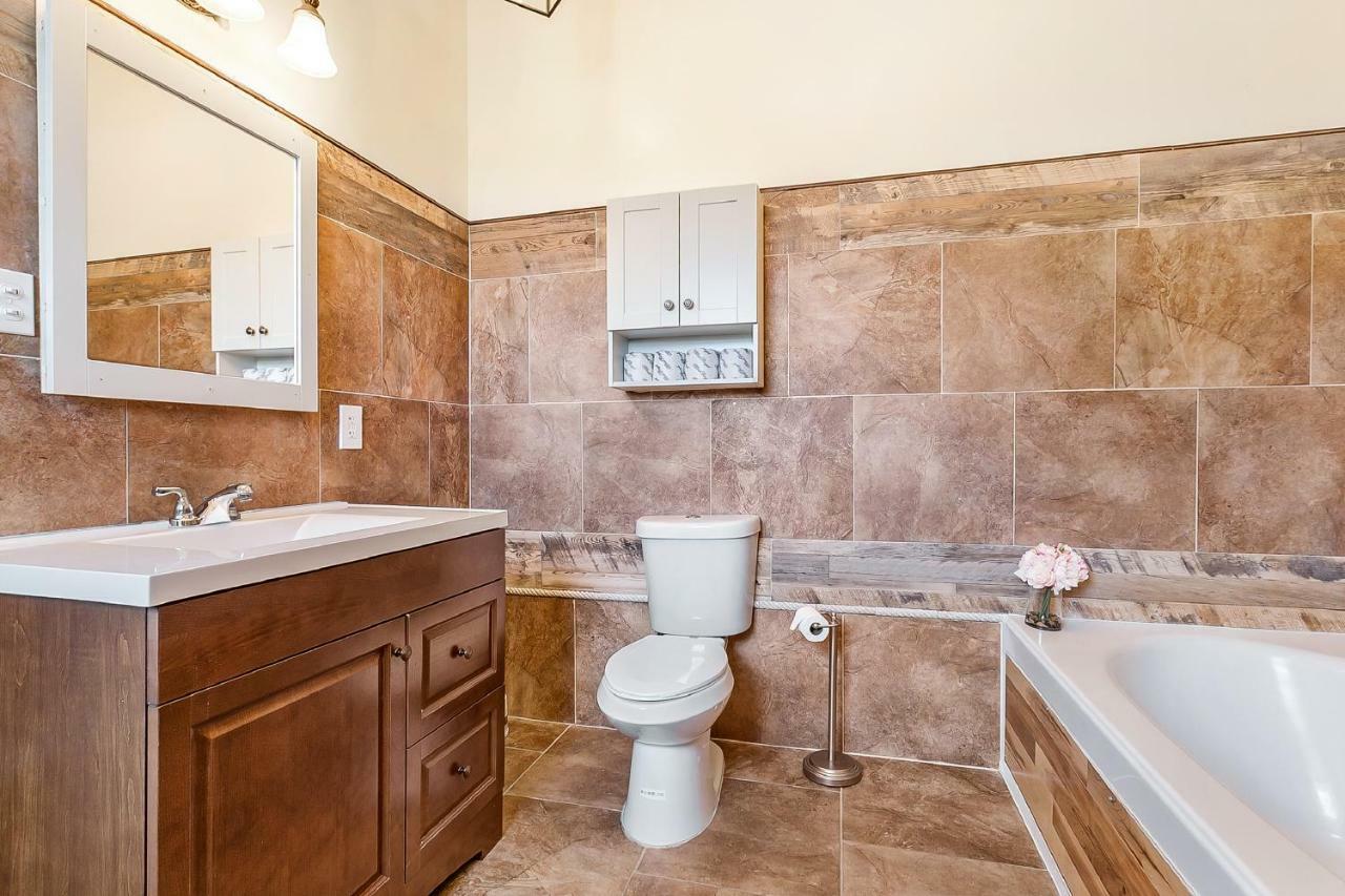 Spacious 4Br Condo On Carondelet Near All Hot Spo New Orleans Exterior foto